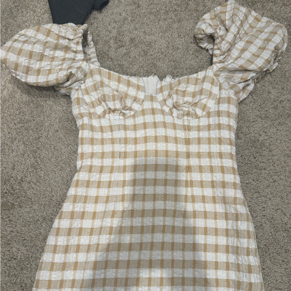 Camila Coehlo dress
